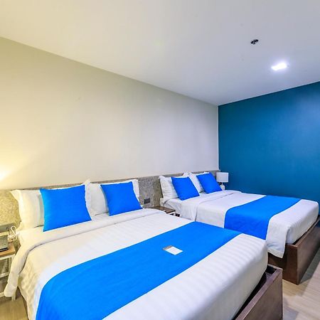 Fynn Boutique Hotel Bacoor Bagian luar foto